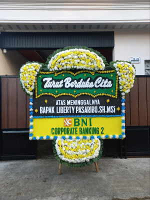 Papan Bunga Duka di Kopang Rembiga